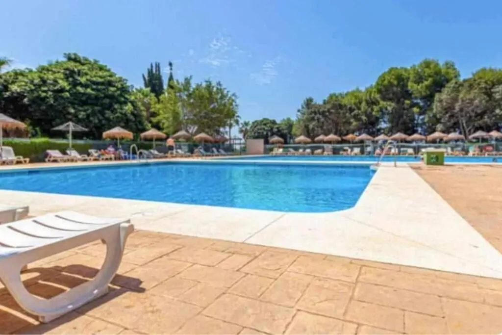 Estudio Boutique En Benalmadena, Recepcion 24 Horas, Piscinas 아파트